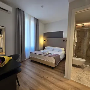 Hotell Porta Pia